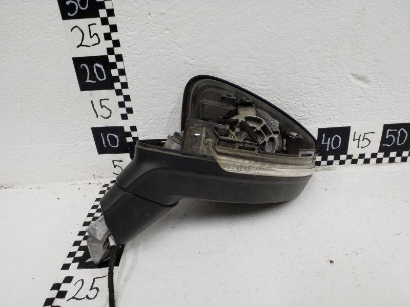 Зеркало левое электрическое