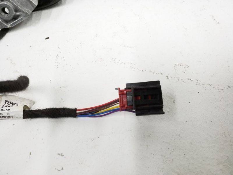 Зеркало левое электрическое