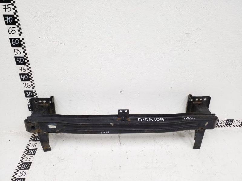 Усилитель переднего бампера