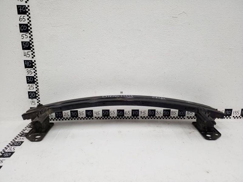 Усилитель переднего бампера