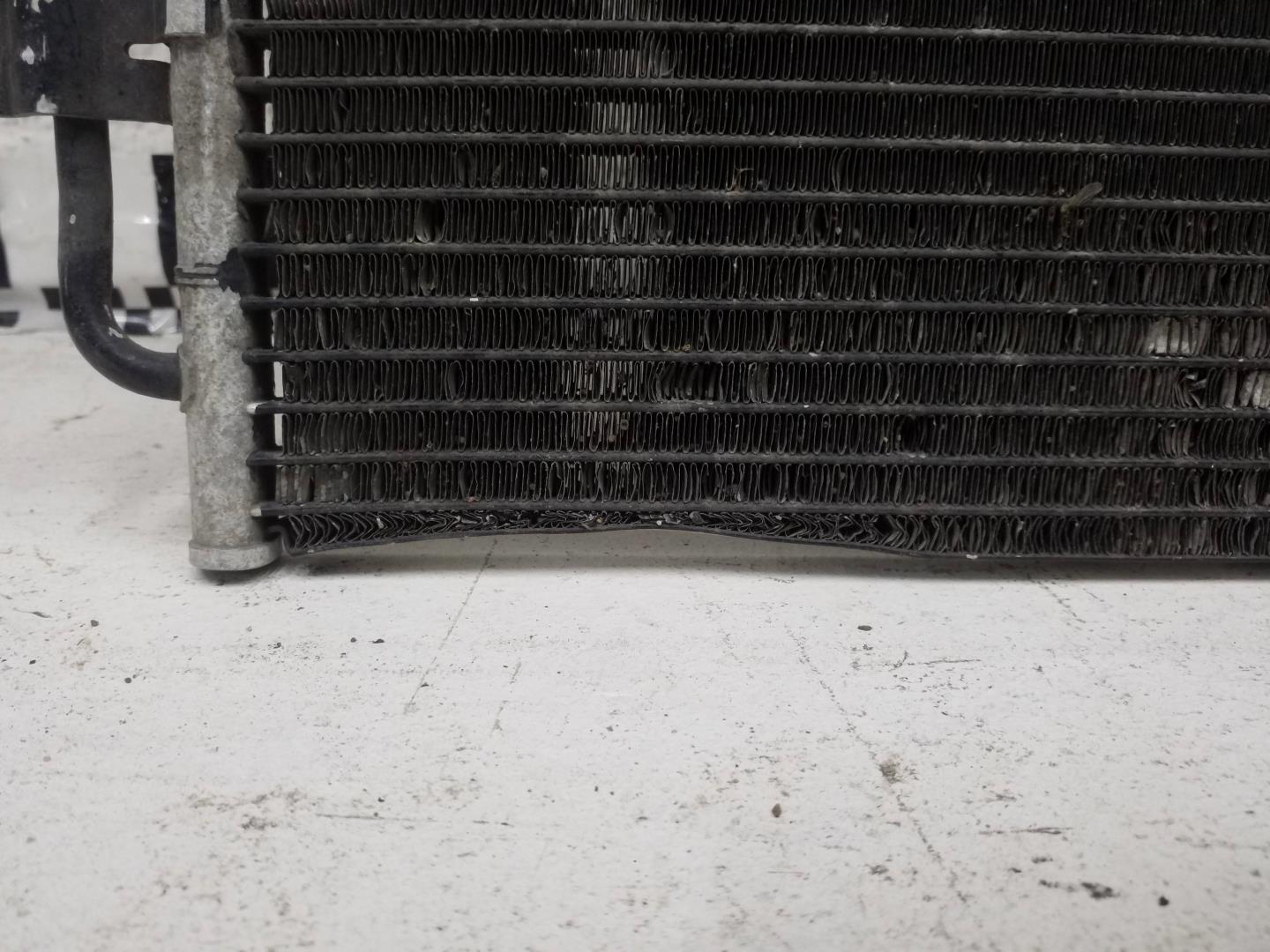 Радиатор кондиционера / конденсер