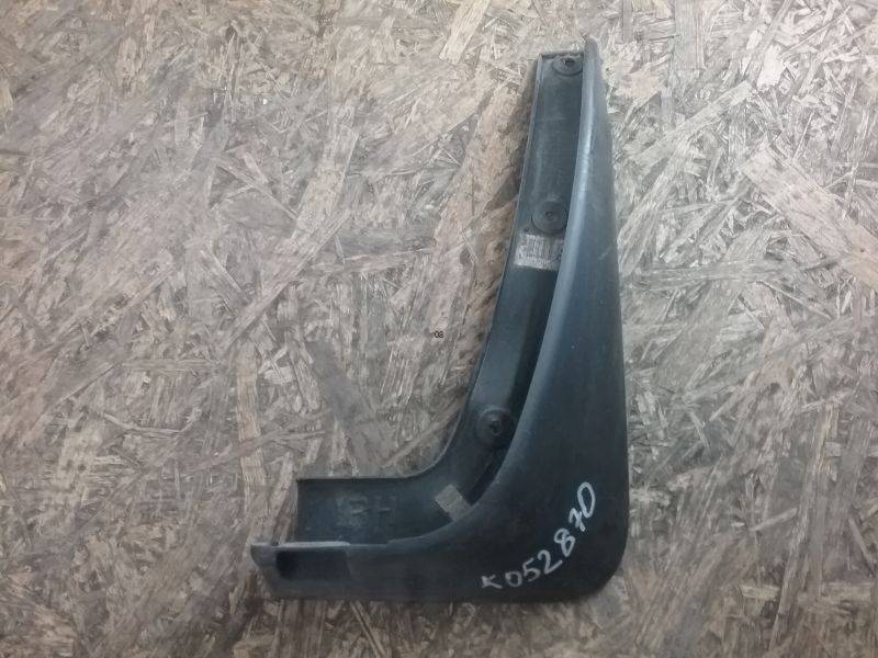 Брызговик задний правый