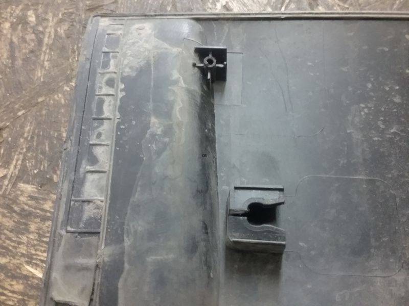 Накладка двери задней правой