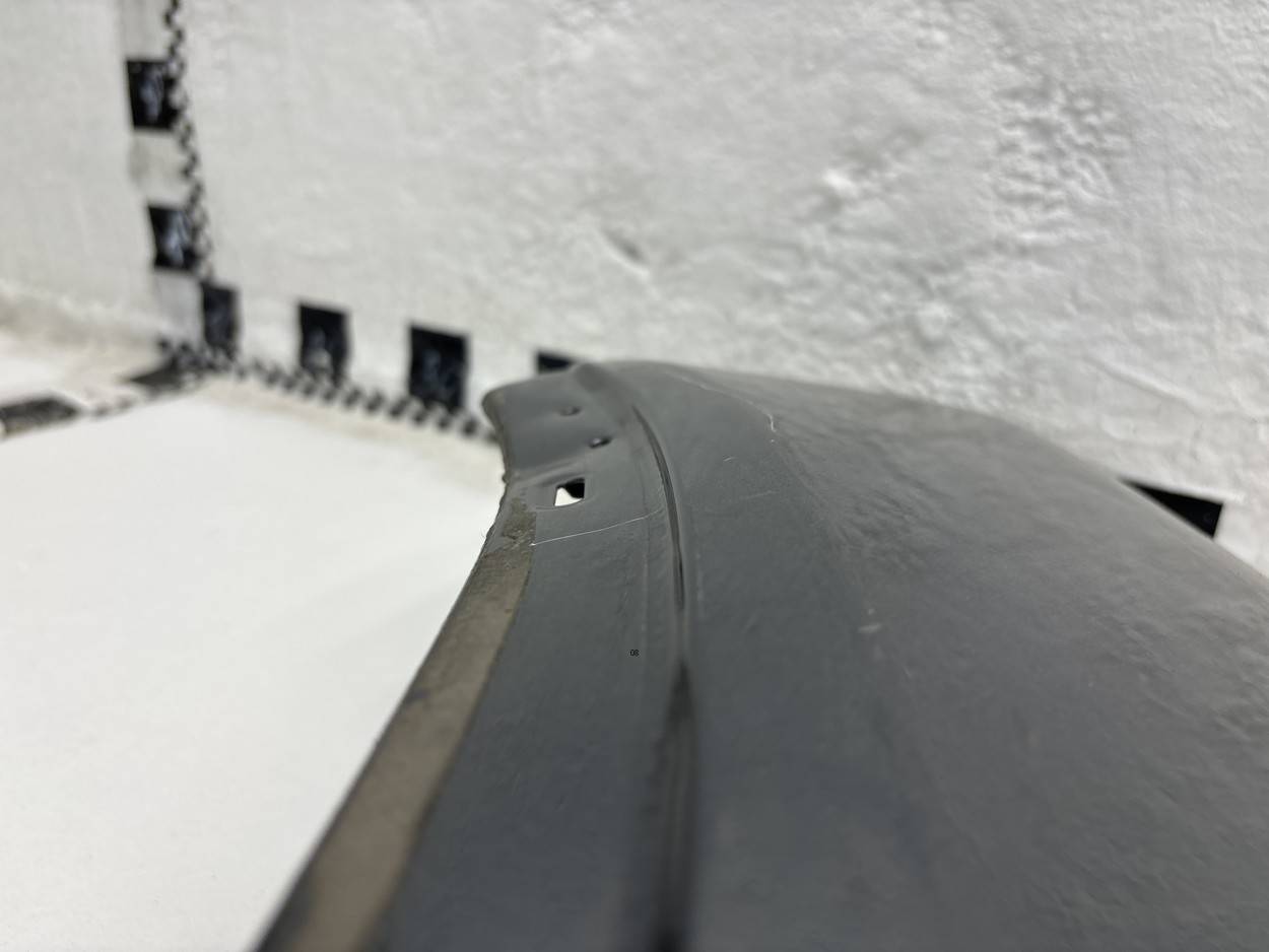 Крыло переднее левое