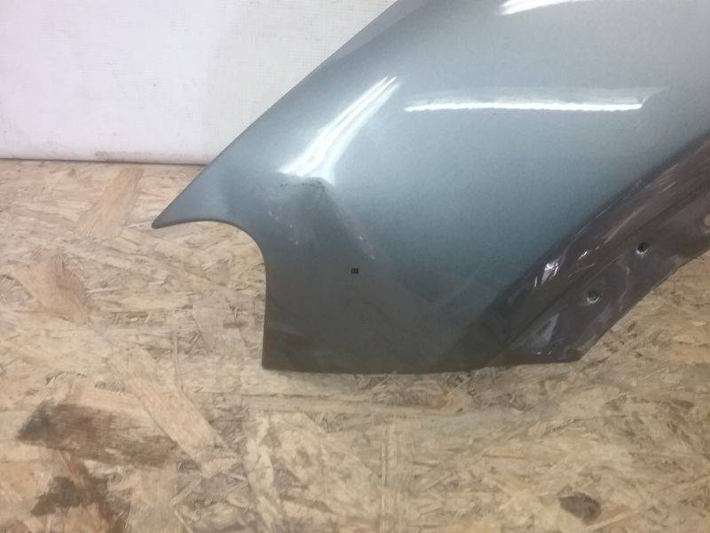 Крыло переднее левое