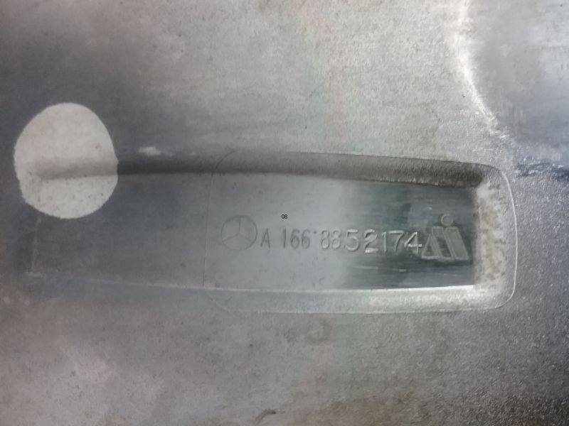 Накладка заднего бампера