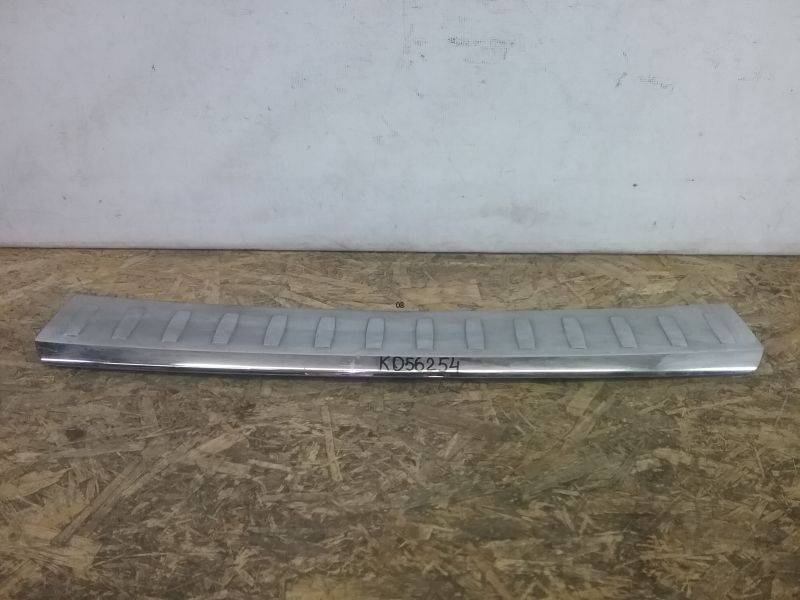 Накладка заднего бампера