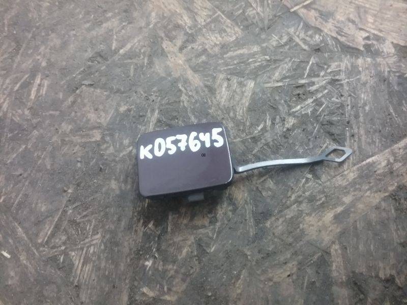 Заглушка буксировочного крюка