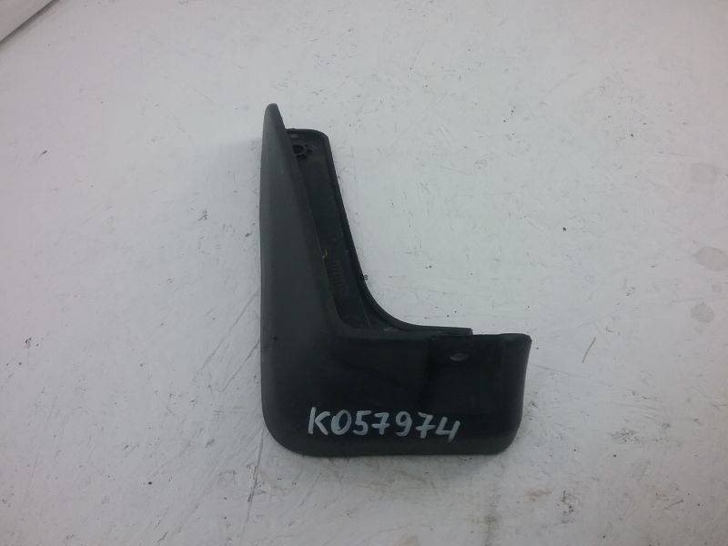 Брызговик задний левый