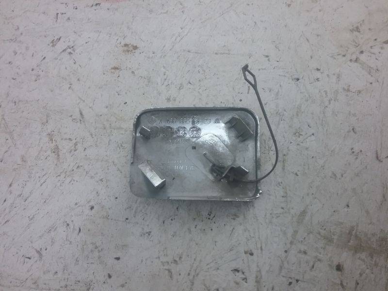 Заглушка буксировочного крюка