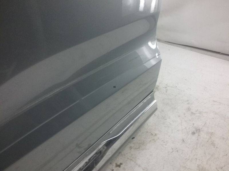 Дверь задняя правая