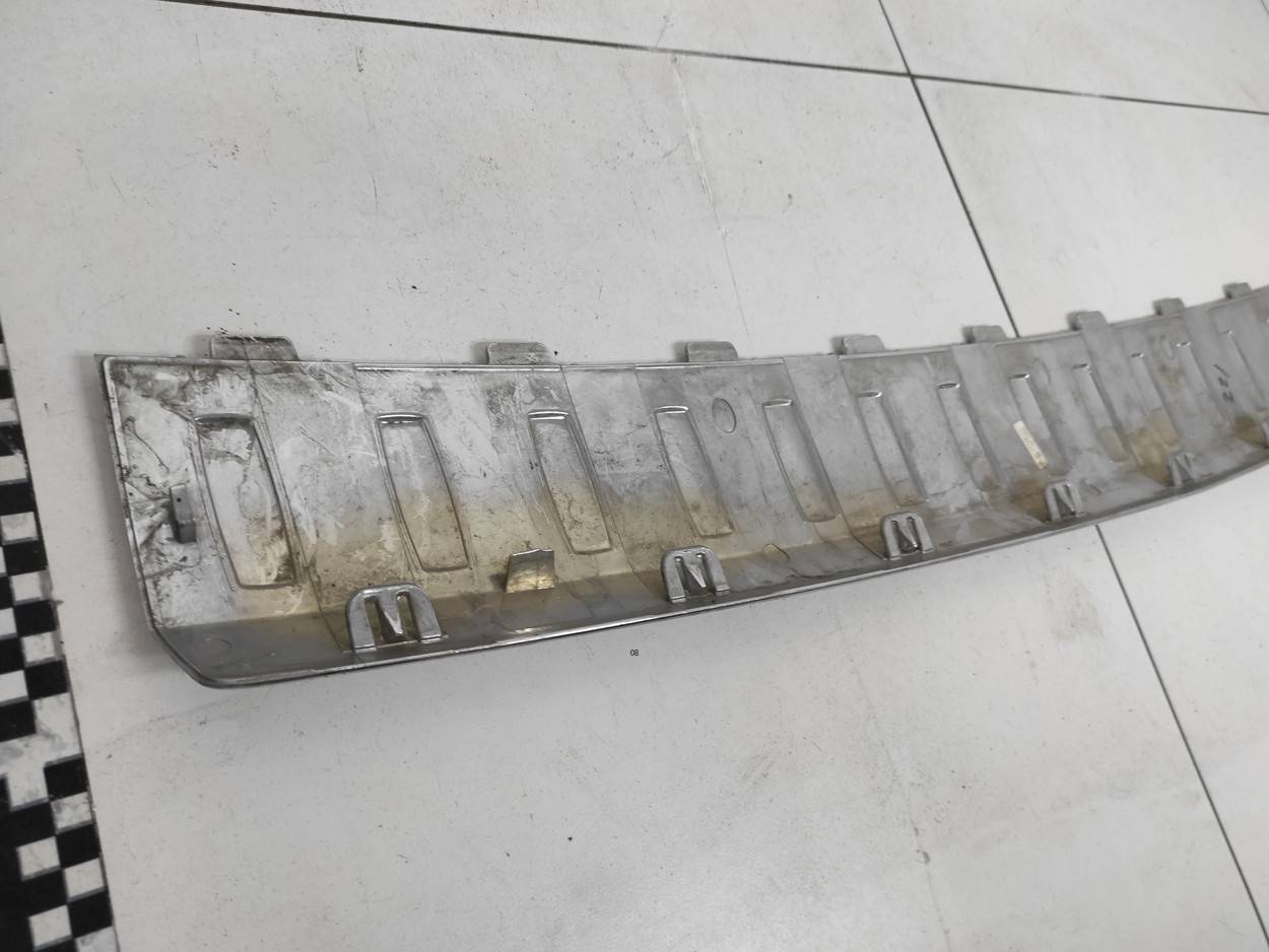 Накладка заднего бампера