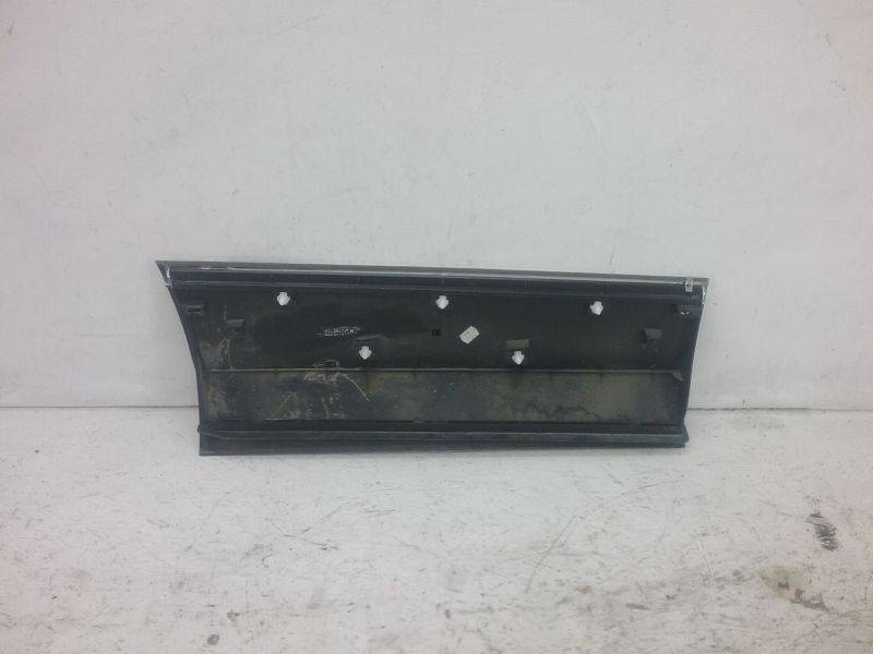 Накладка двери задней левой