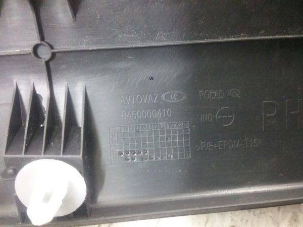 Накладка двери задней правой