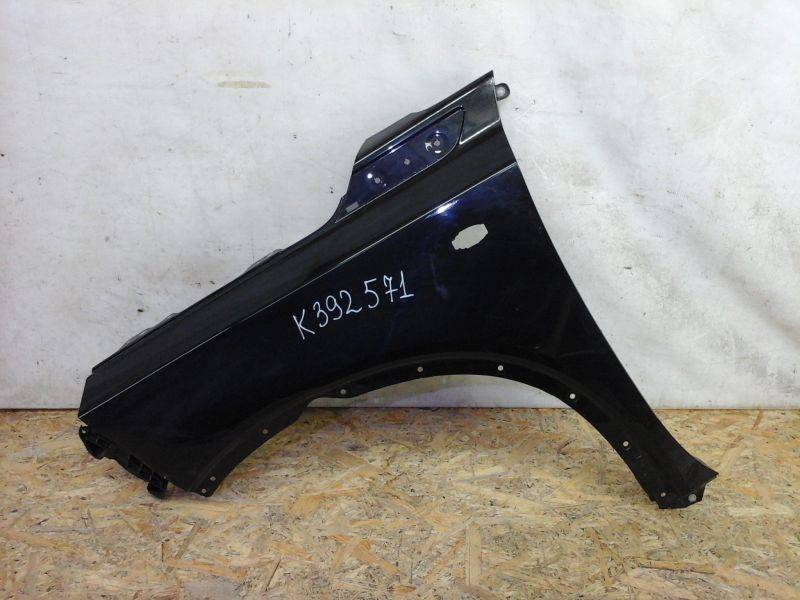 Крыло переднее левое