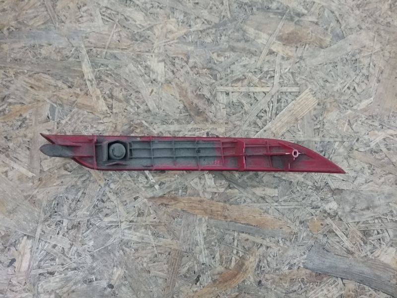 Отражатель в бампер задний левый