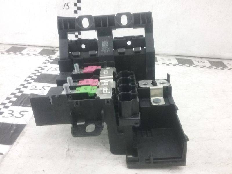 Блок предохранителей