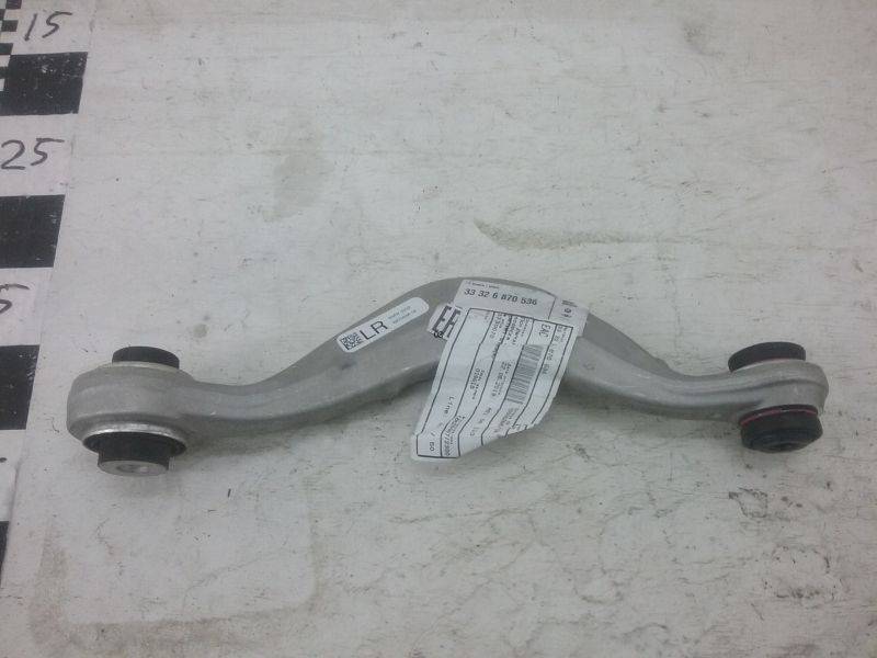 Рычаг задний поперечный правый