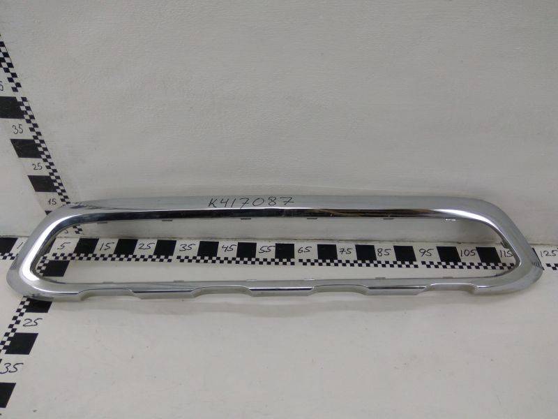 Накладка переднего бампера