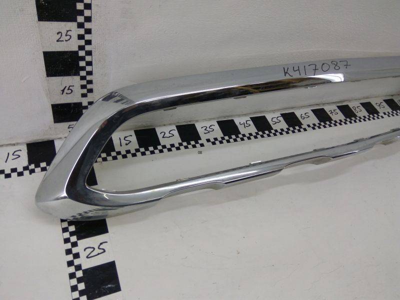 Накладка переднего бампера