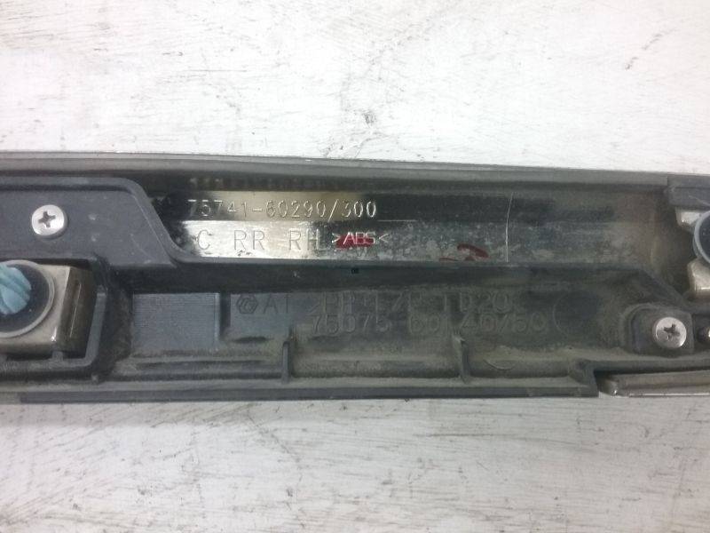 Накладка двери задней правой