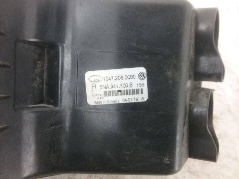 Фара противотуманная правая