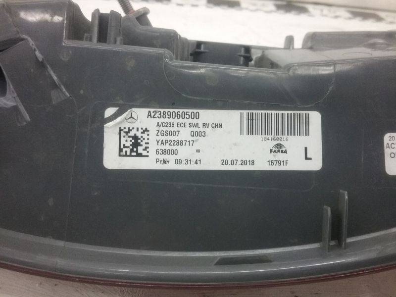 Фонарь задний наружный левый