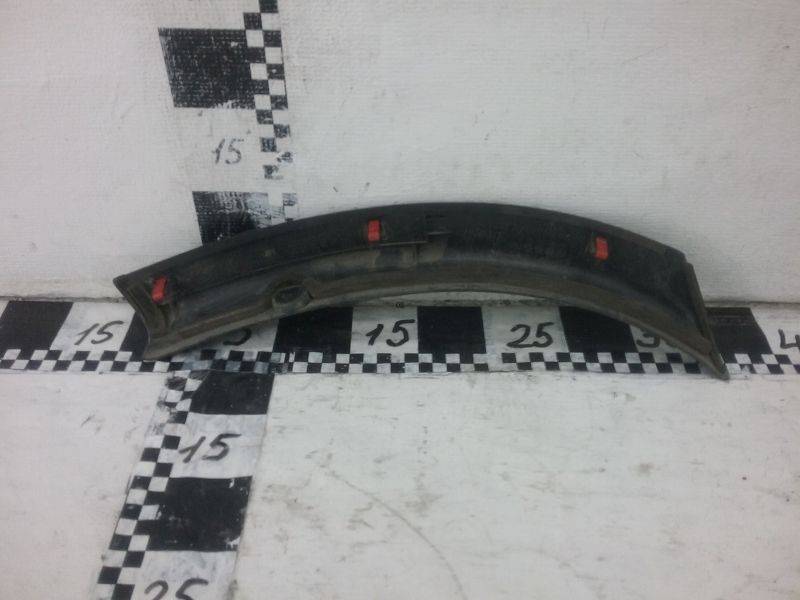 Накладка заднего бампера левая