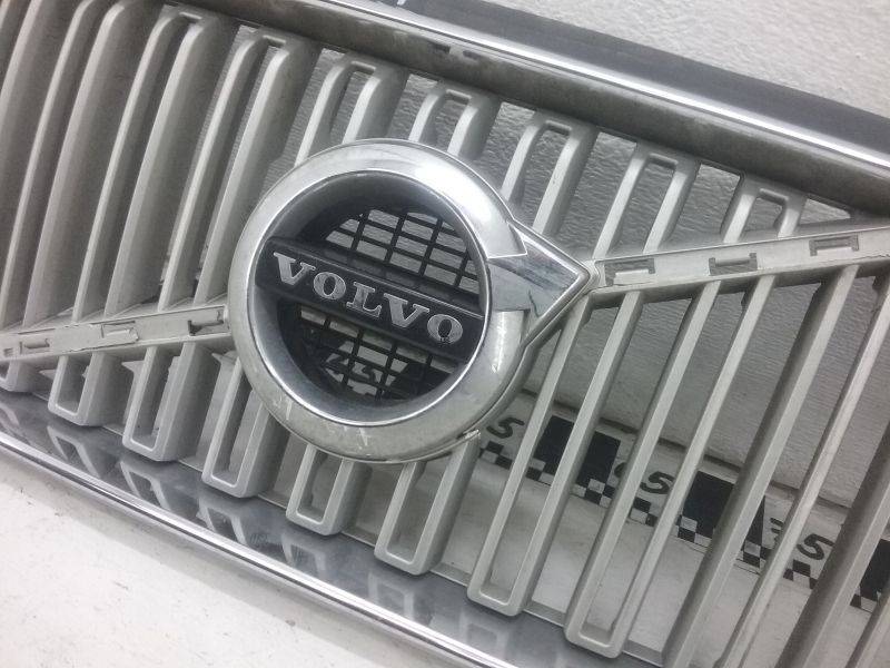 Решетка радиатора