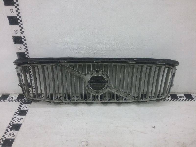 Решетка радиатора