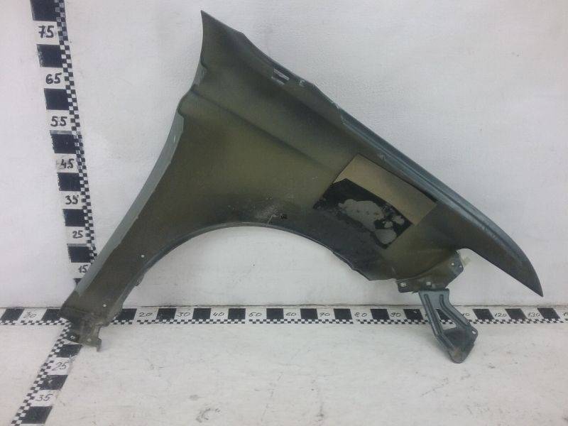 Крыло переднее левое