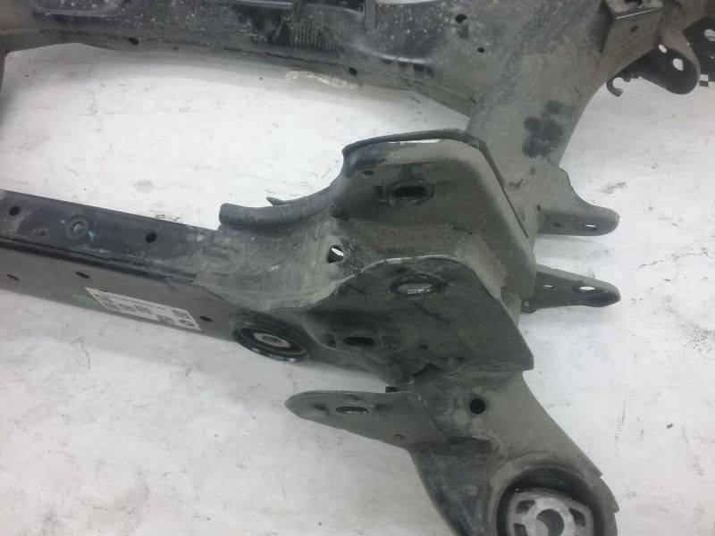 Балка задняя