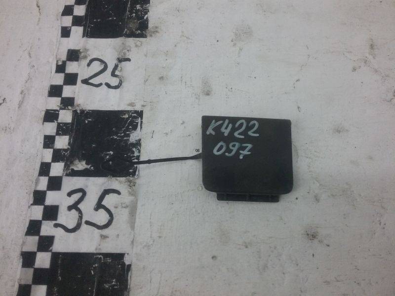 Заглушка буксировочного крюка