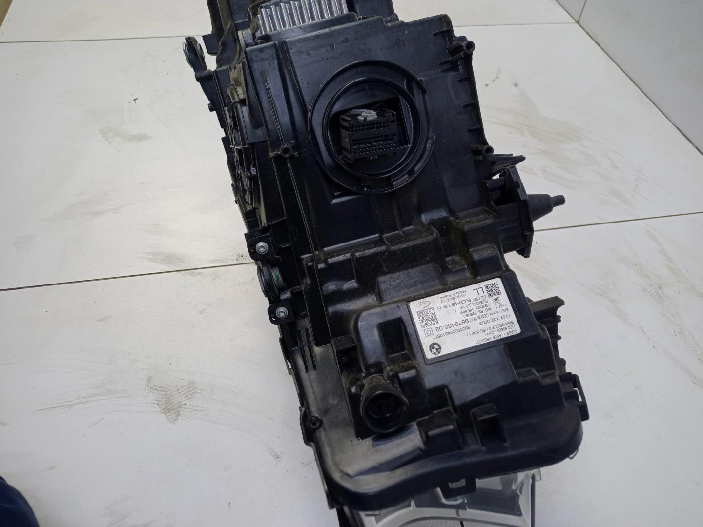 Фара правая