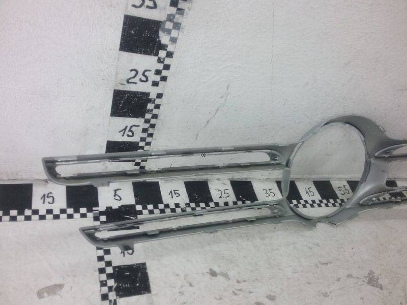 Накладка на решетку радиатора