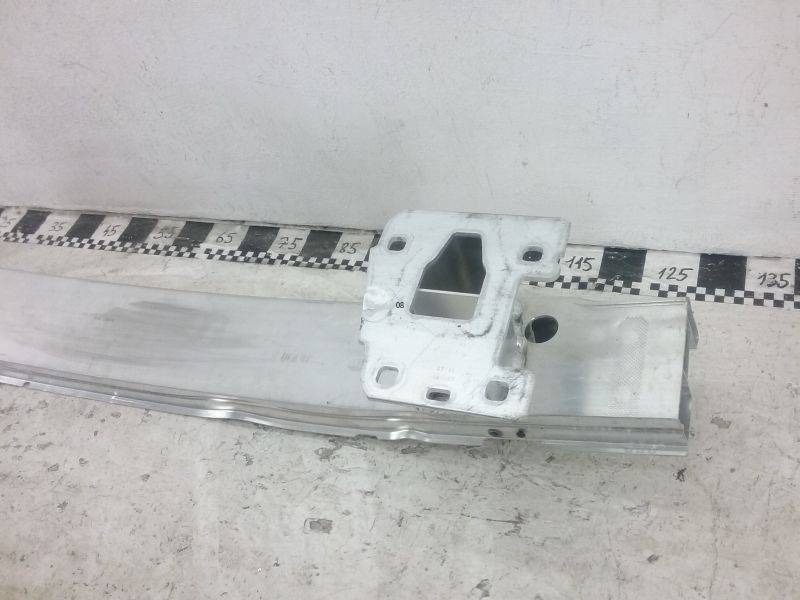 Усилитель заднего бампера