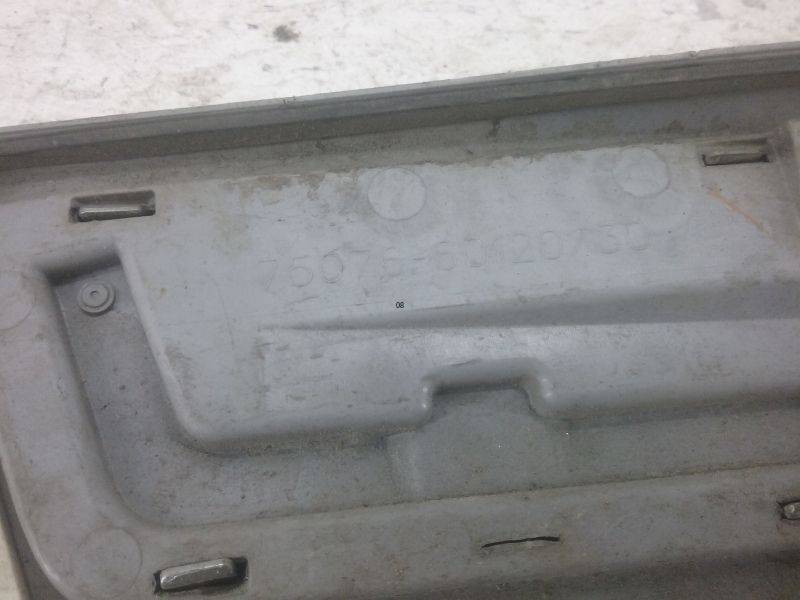 Накладка двери задней левой