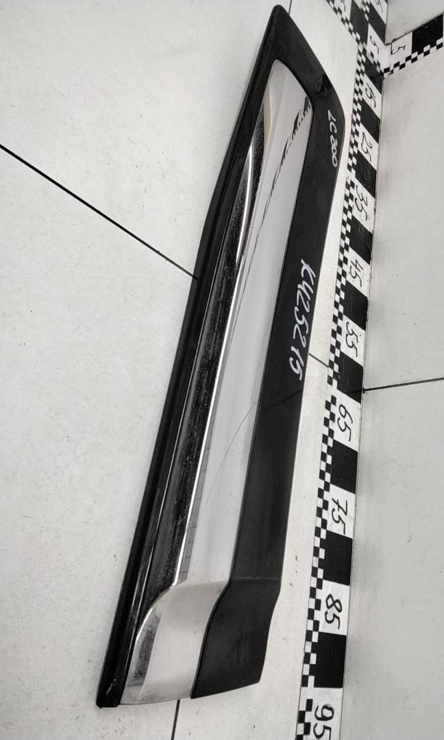 Накладка двери задней левой