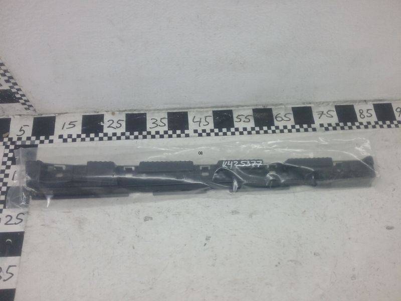 Кронштейн крепежный вспомогательный (разного назначения)