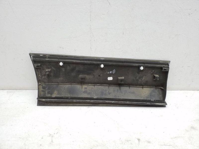 Накладка двери задней левой