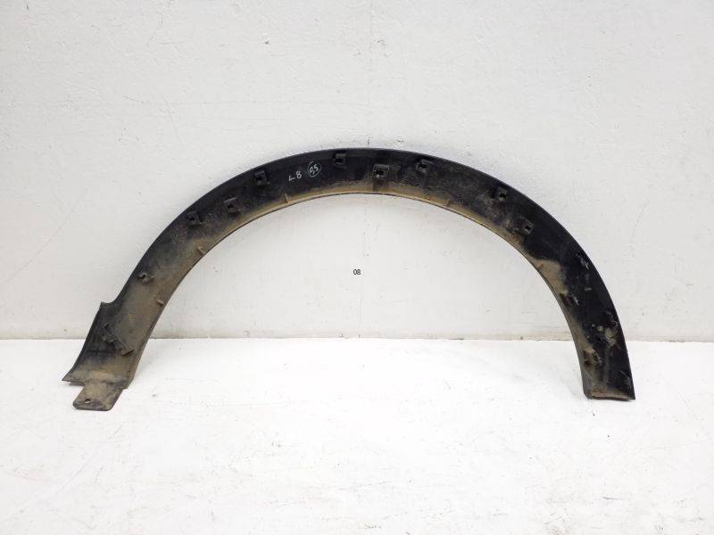 Накладка переднего крыла левого