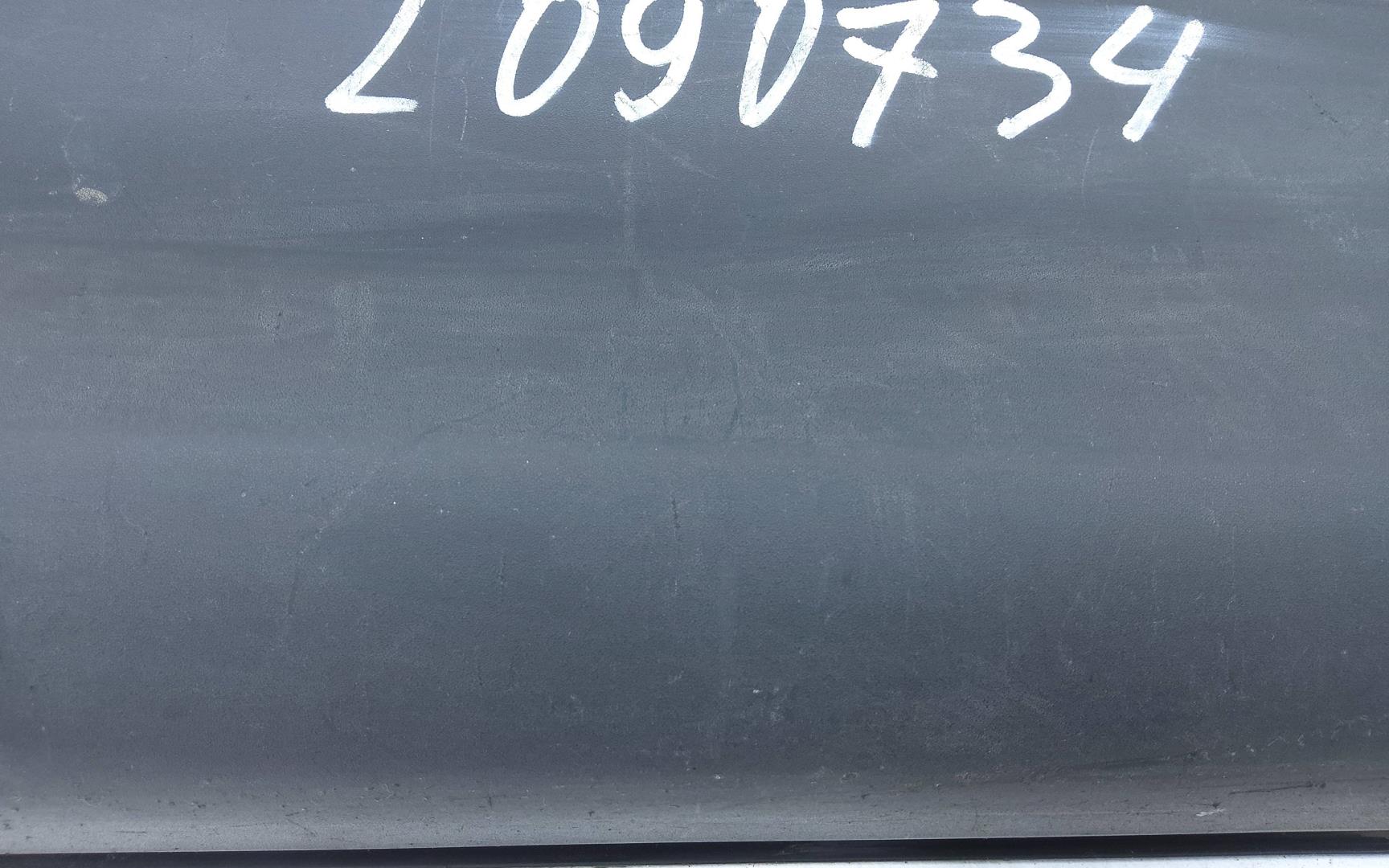 Накладка двери передней правой