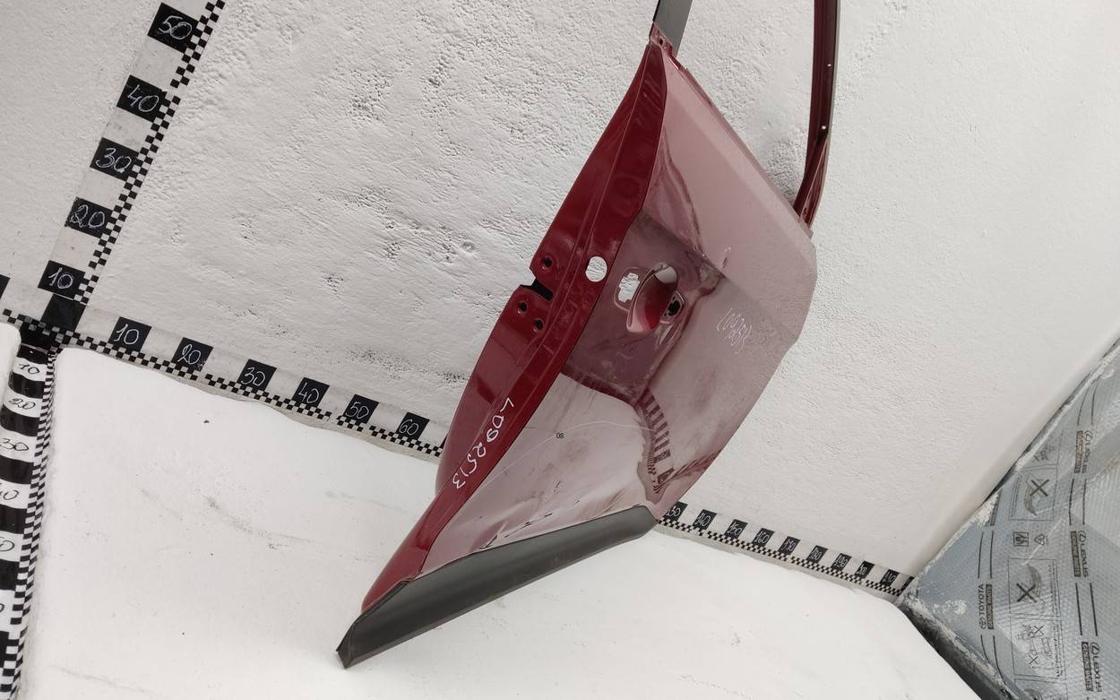 Дверь передняя правая