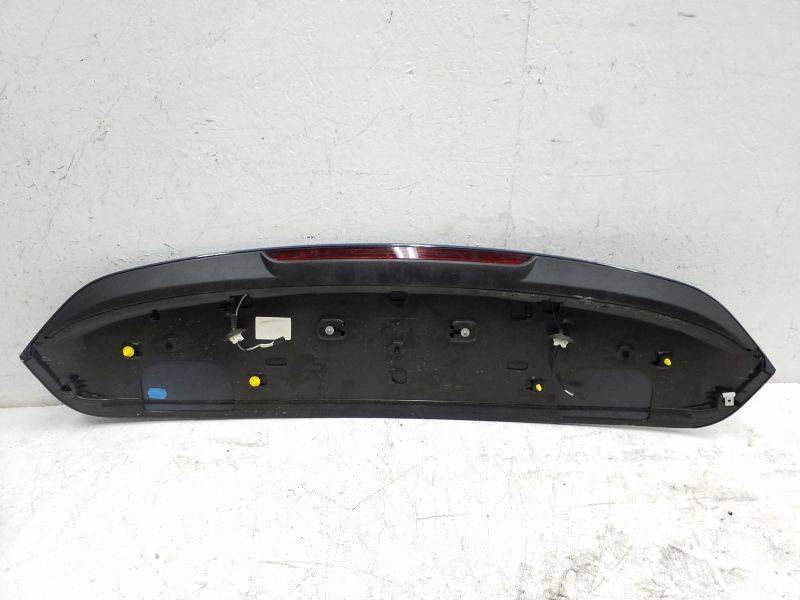 Спойлер (дефлектор) крышки багажника