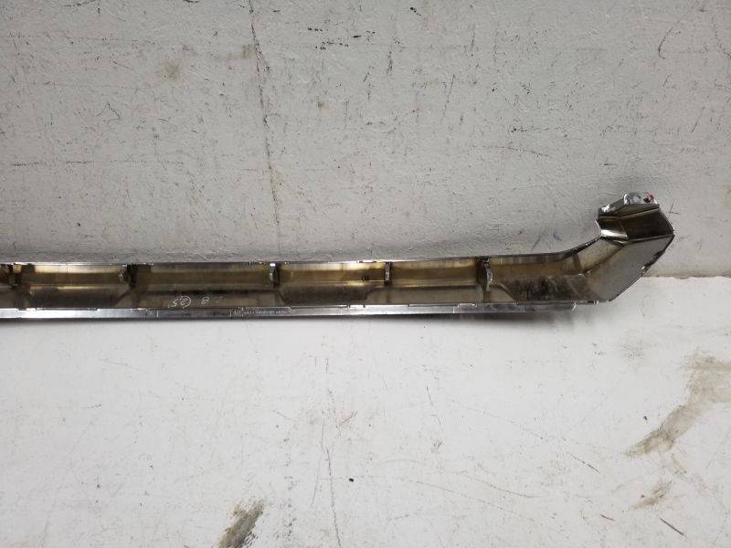 Накладка переднего бампера