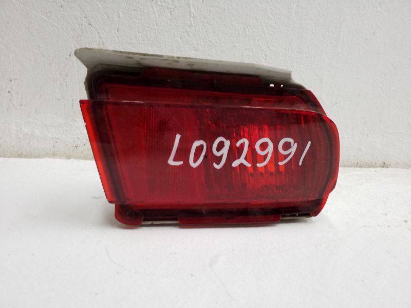 Фонарь задний в бампер правый