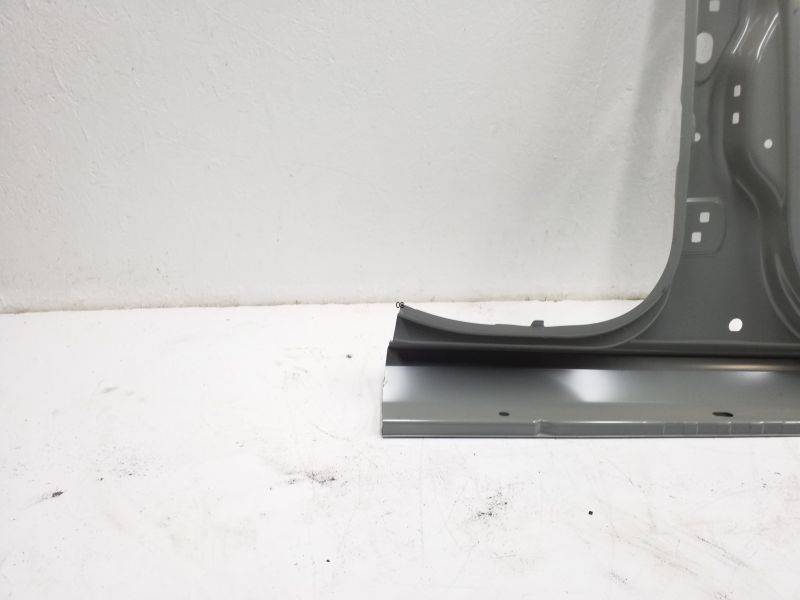 Кузовной элемент