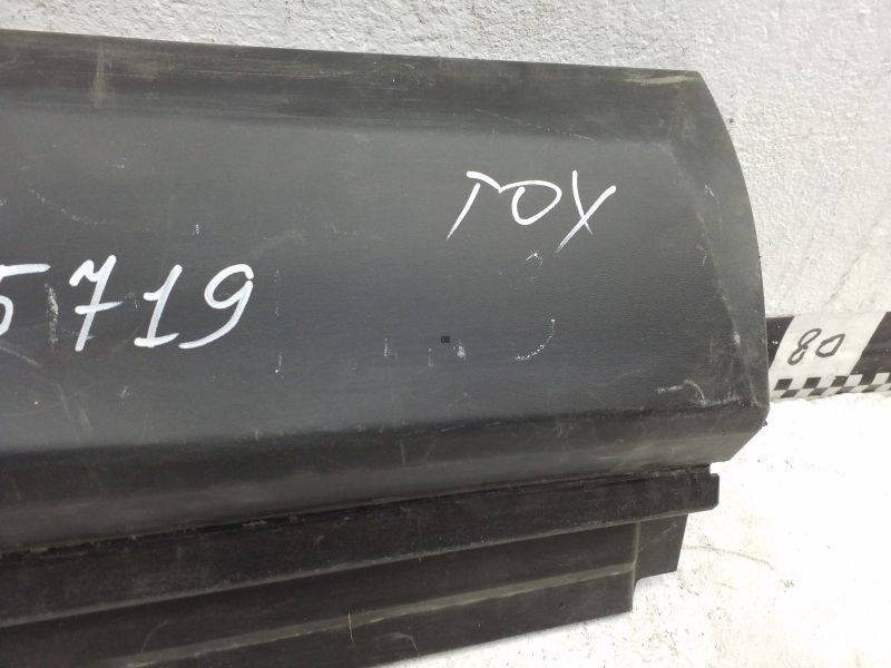 Накладка двери задней правой