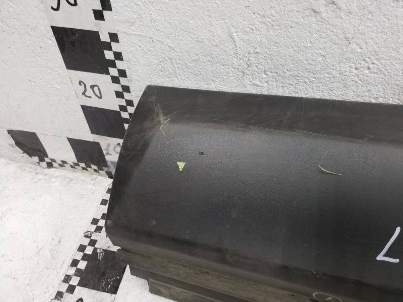 Накладка двери задней левой