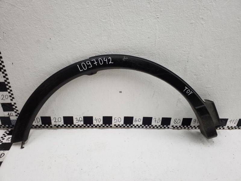 Накладка заднего крыла правого